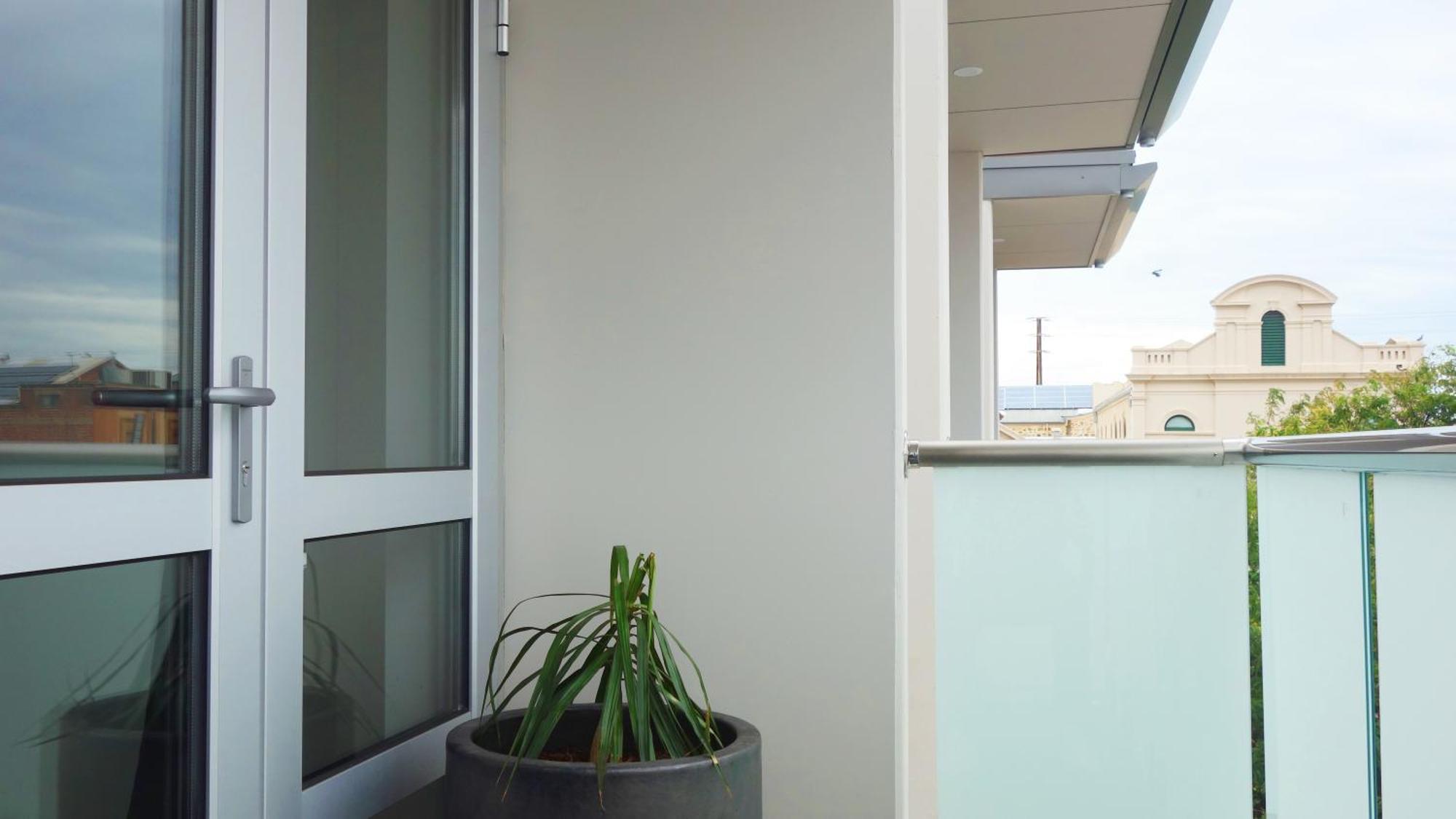 Semaphore Splash Apartments Port Adelaide Экстерьер фото
